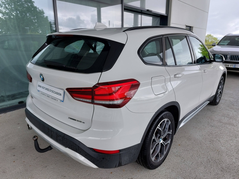 xDrive25eA 220ch xLine