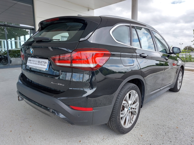 xDrive25eA 220ch Business Design