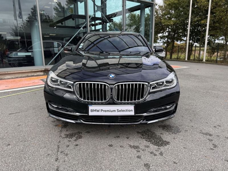 740dA xDrive 320ch Exclusive