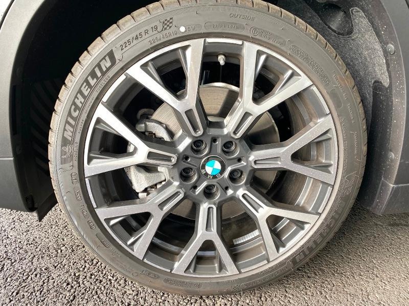 xDrive25eA 220ch xLine