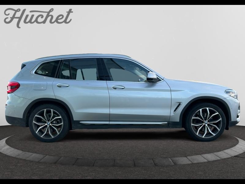 xDrive20dA 190ch xLine Euro6d-T