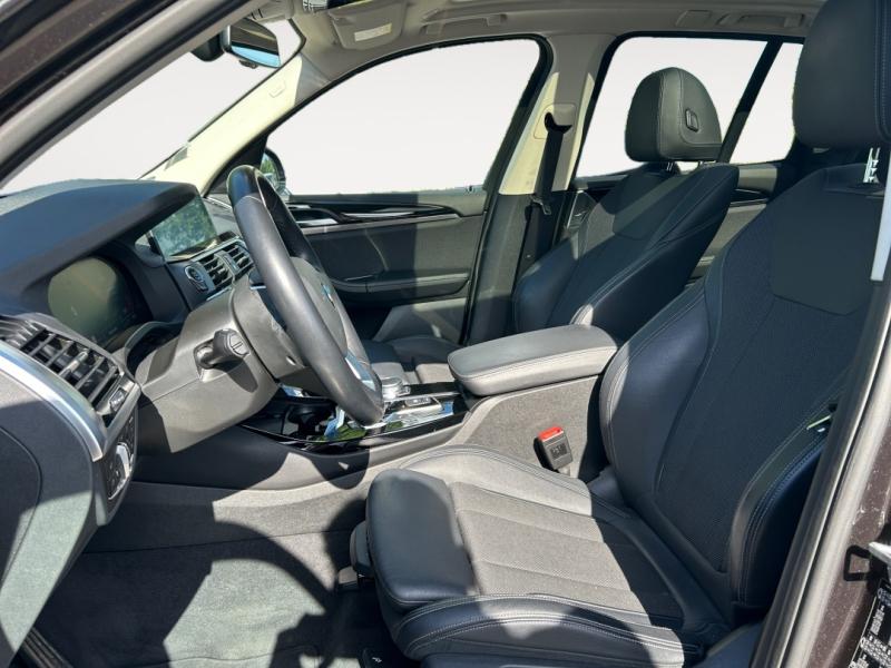 xDrive20dA 190ch  Luxury