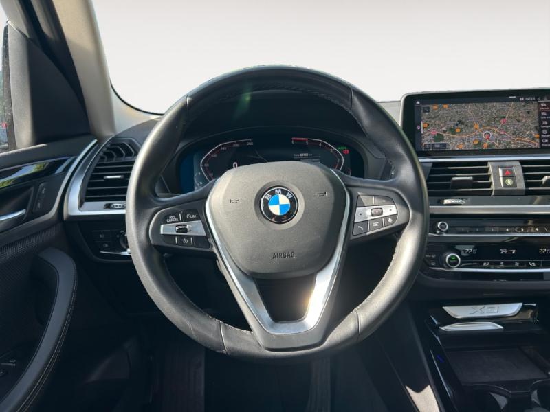 xDrive20dA 190ch  Luxury