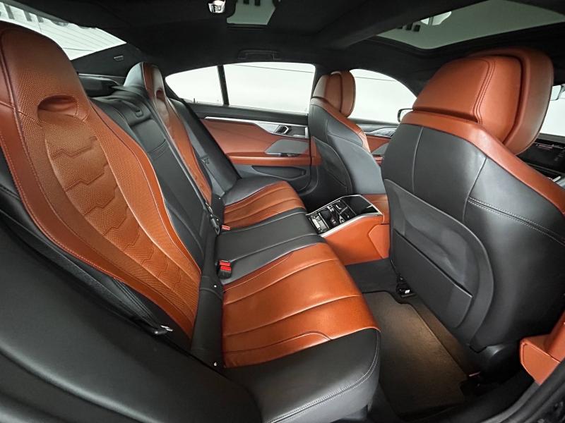 840dA 320ch xDrive M Sport