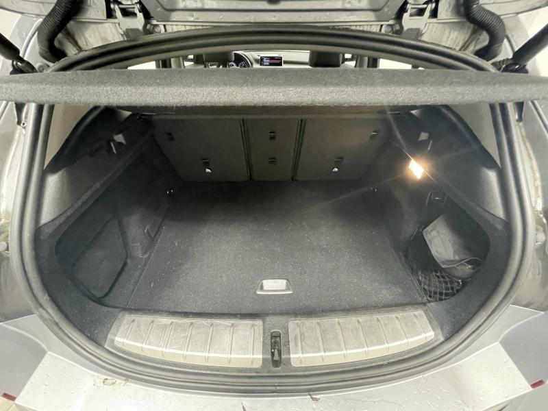 sDrive18iA 136ch Business Design DKG7