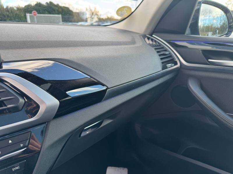 sDrive18dA 150ch  xLine