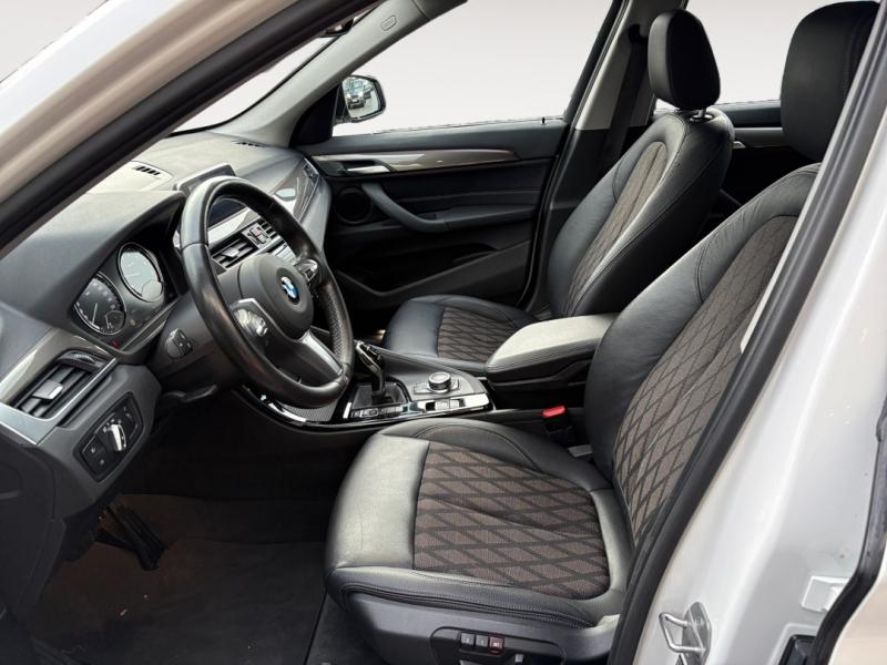 sDrive18iA 140ch xLine DKG7 Euro6d-T