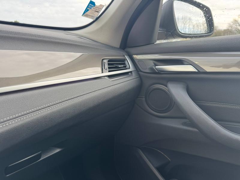 xDrive25eA 220ch xLine 6cv