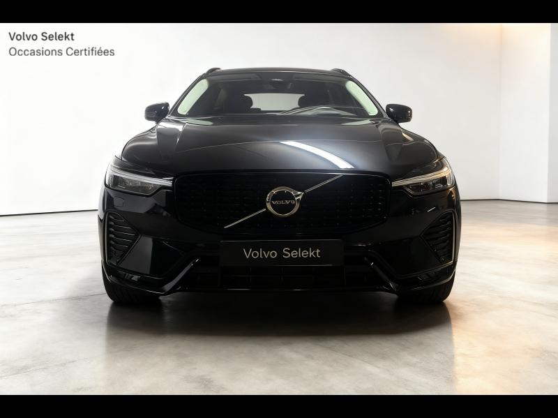 VOLVO XC60 B4 197ch Ultimate Style Dark Geartronic