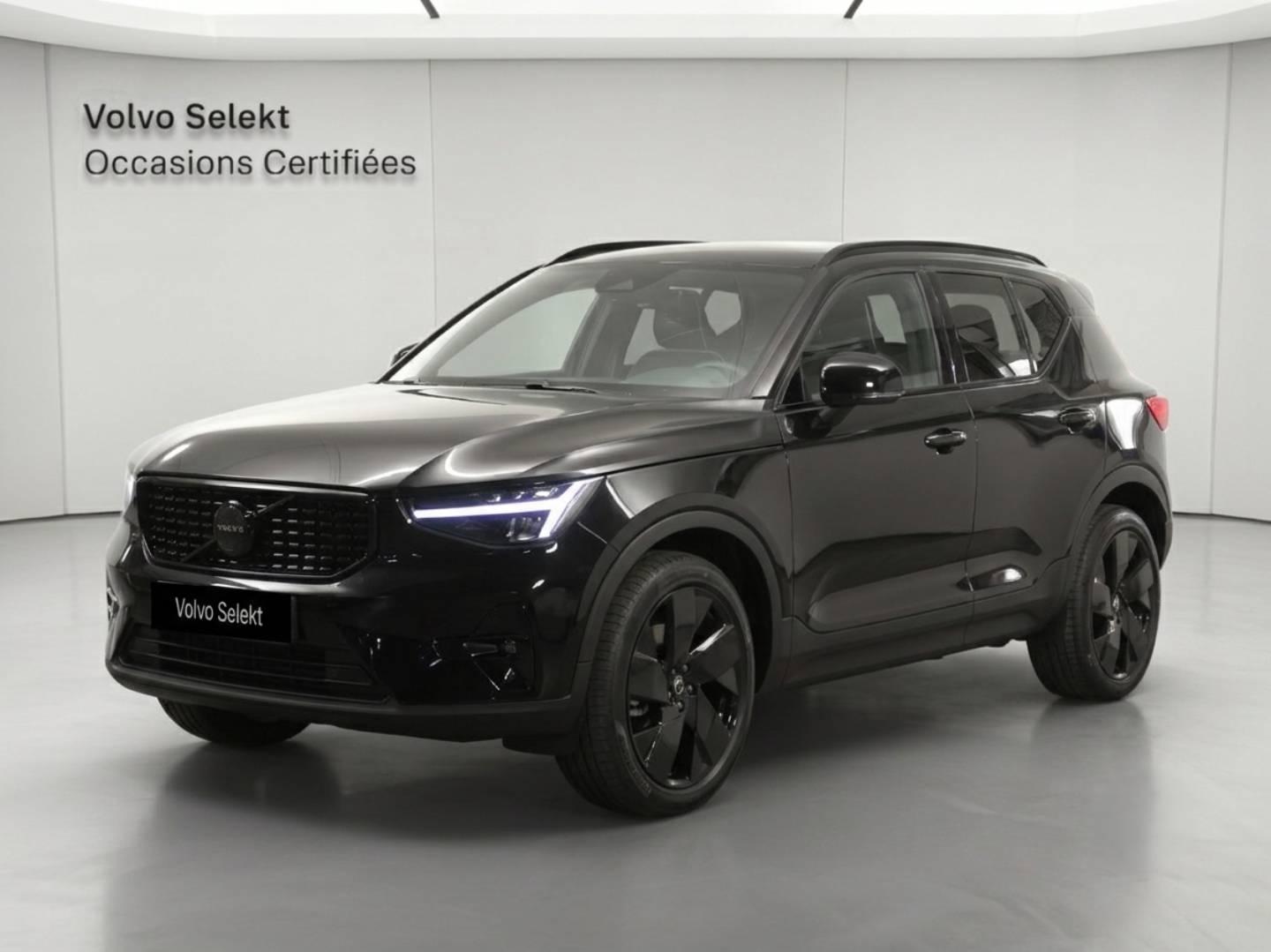 VOLVO XC40 B3 163ch Black Edition DCT 7