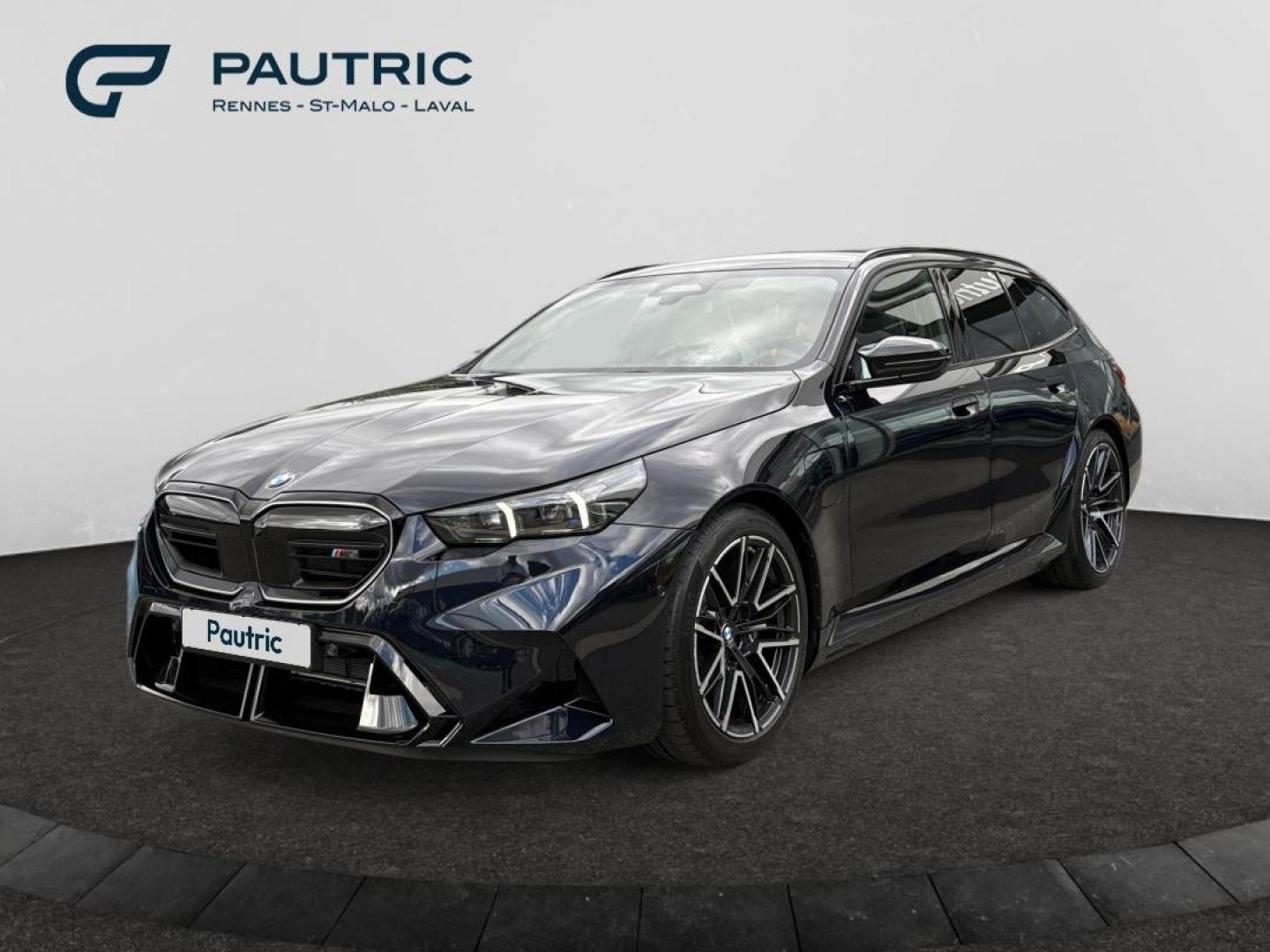 BMW M5 Touring 4.4 V8 PHEV 727ch (544+197)